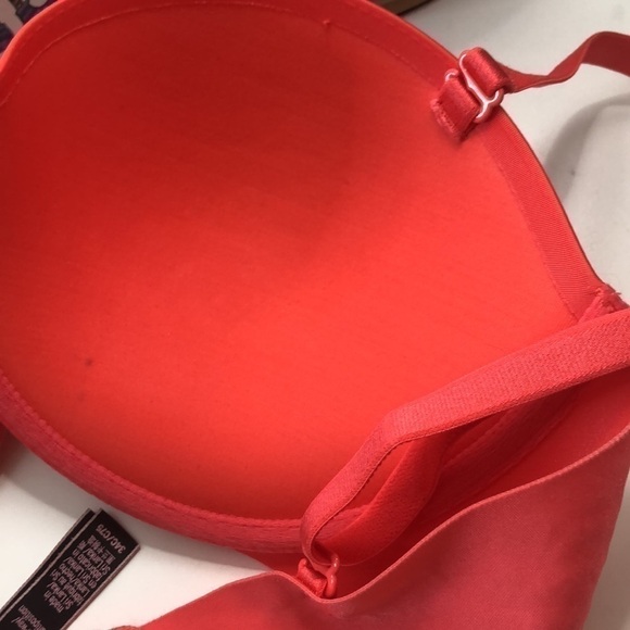 VICTORIA’S SECRET CORAL ADJUSTABLE PADDED BRA SIZE 34C - Picture 6 of 8